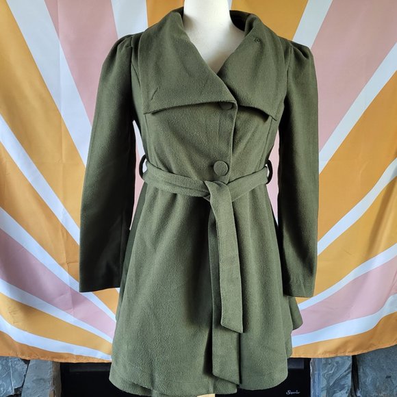 Army Green Trench - Picture 5 of 8